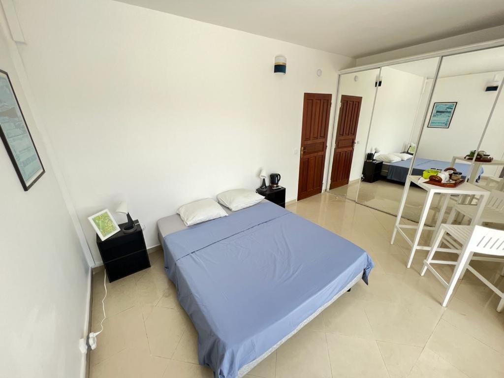 Pelikan Chambres D'Hotes Пуэнт-а-Питр Экстерьер фото